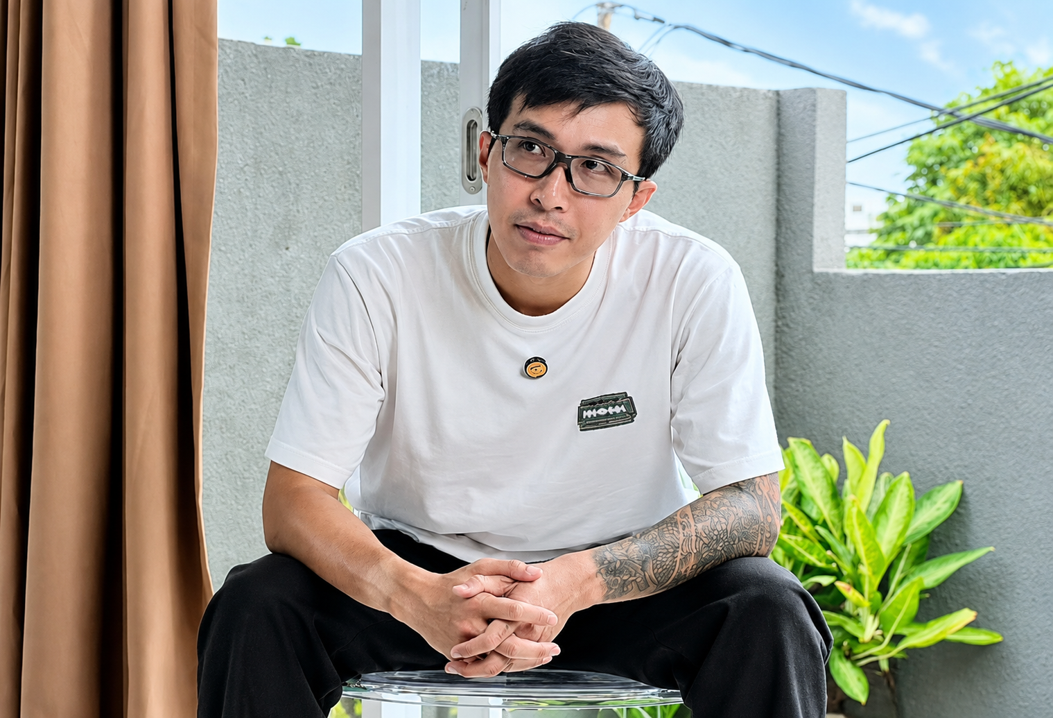 Awas Jangan Sapu Abu Vulkanik! Dokter Tirta Ungkap Cara Aman!
