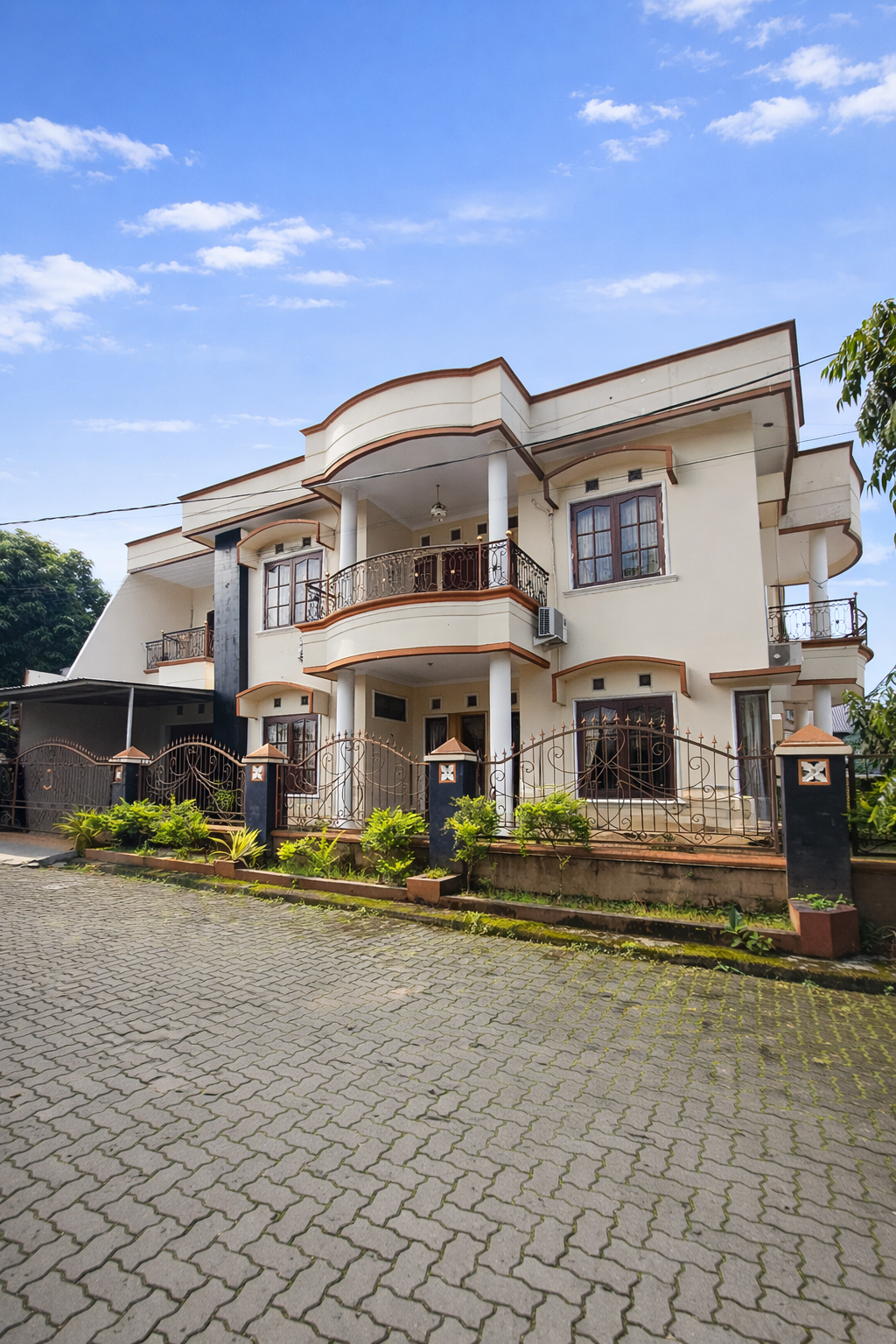 Rumah Mewah di Kasihan Full Furnished Dekat Ringroad Barat Hook