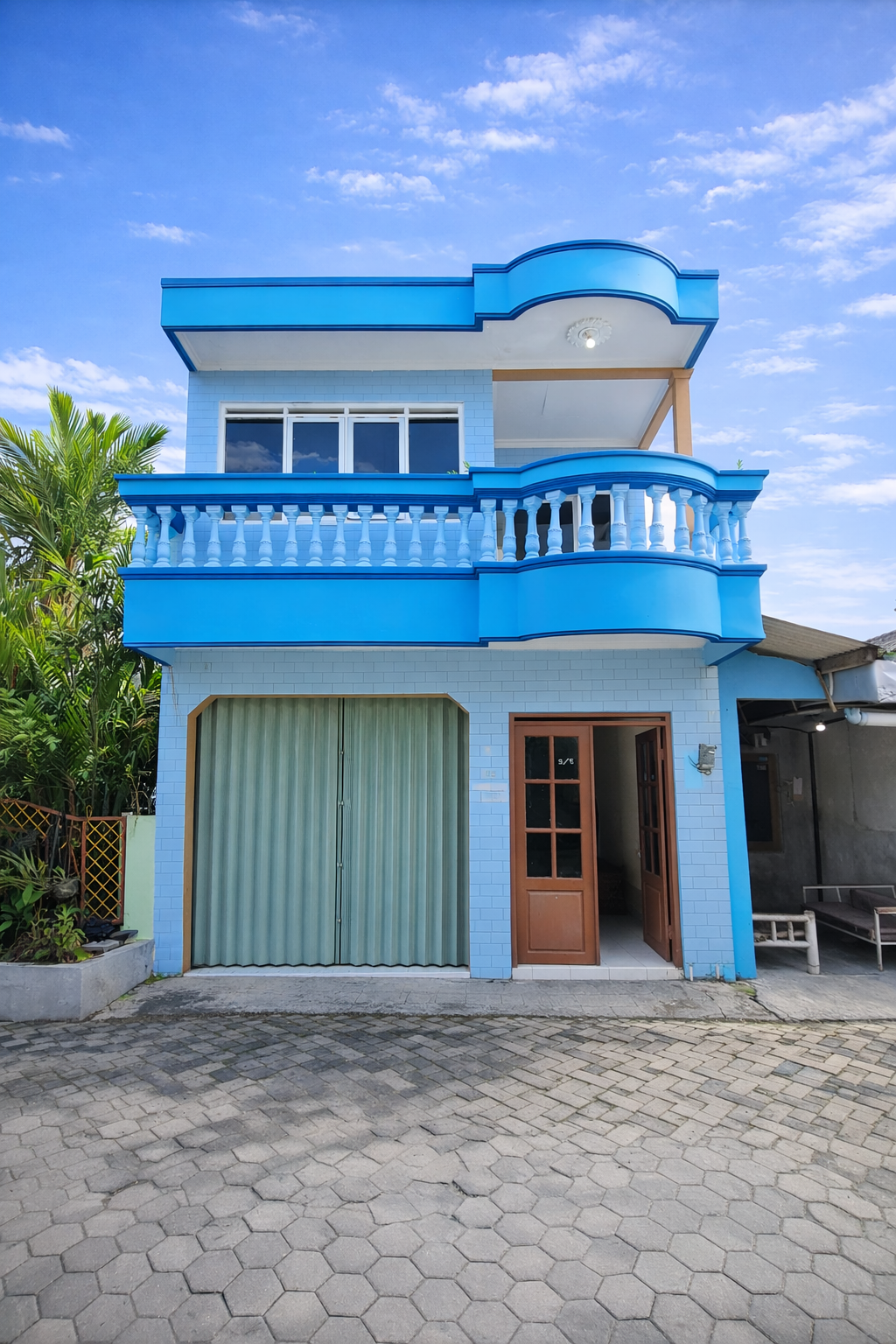 Rumah Kost Dijual 7 Kamar 11 Menit dari Kampus UGM Atmajaya