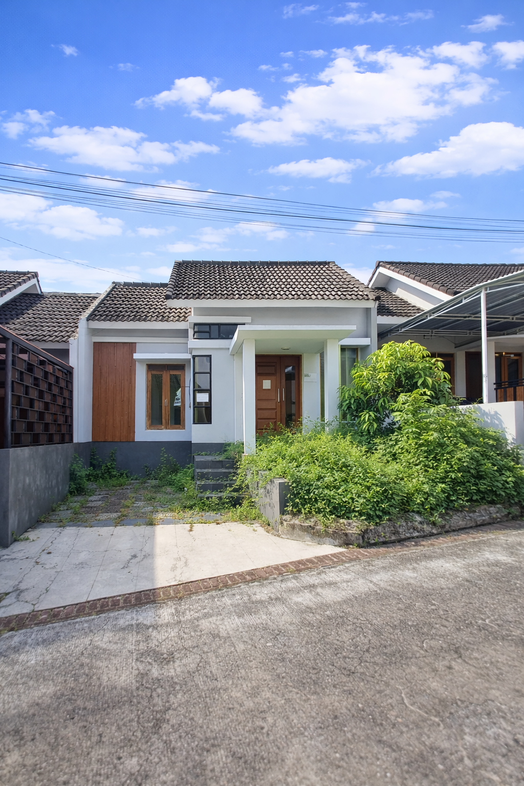 Rumah Modern Minimalis 5 Menit dari Desa Wisata Kasongan Bantul