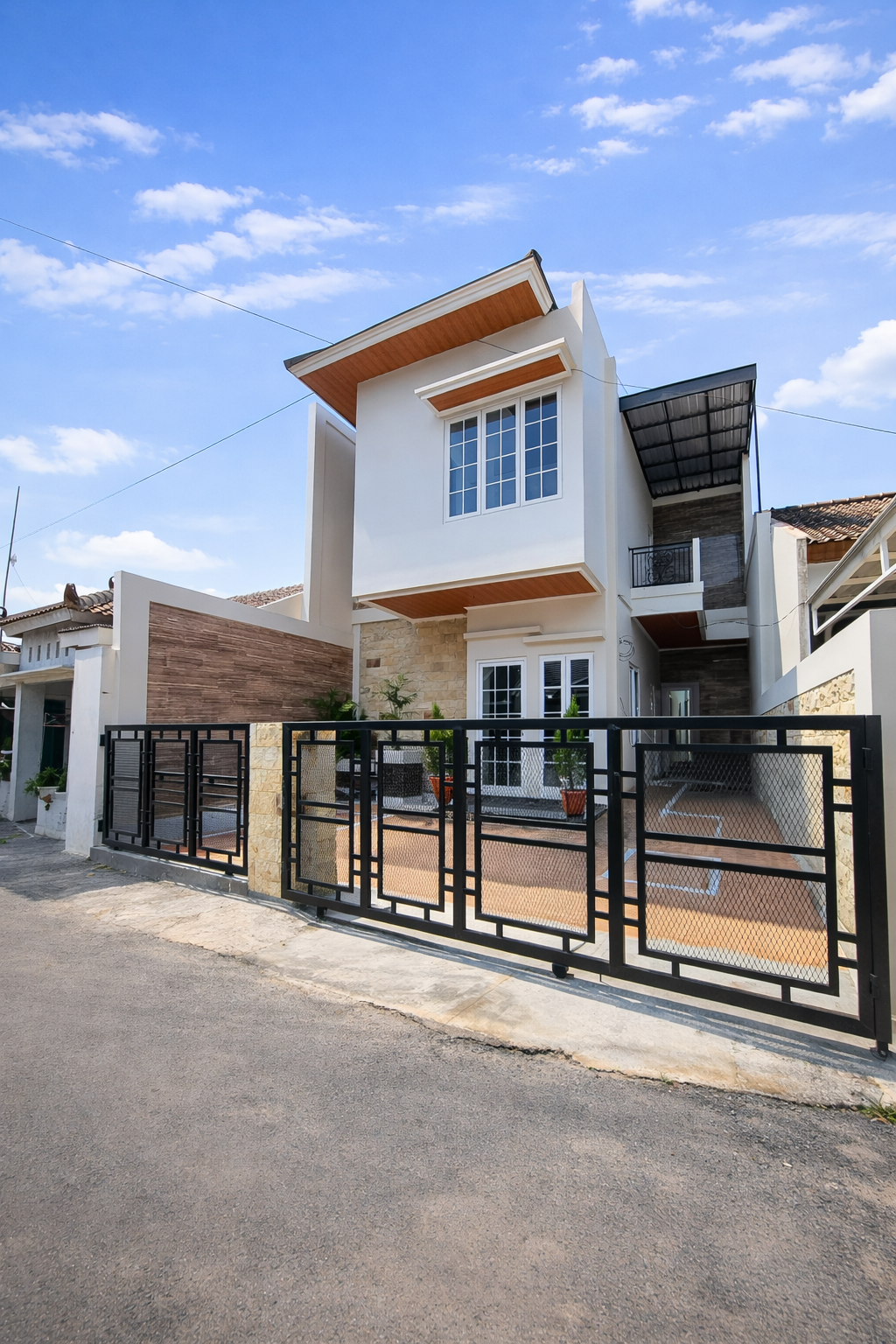 Rumah Baru 2 Lantai Kawasan Elit Palagan dekat Filosofi Kopi Jogja