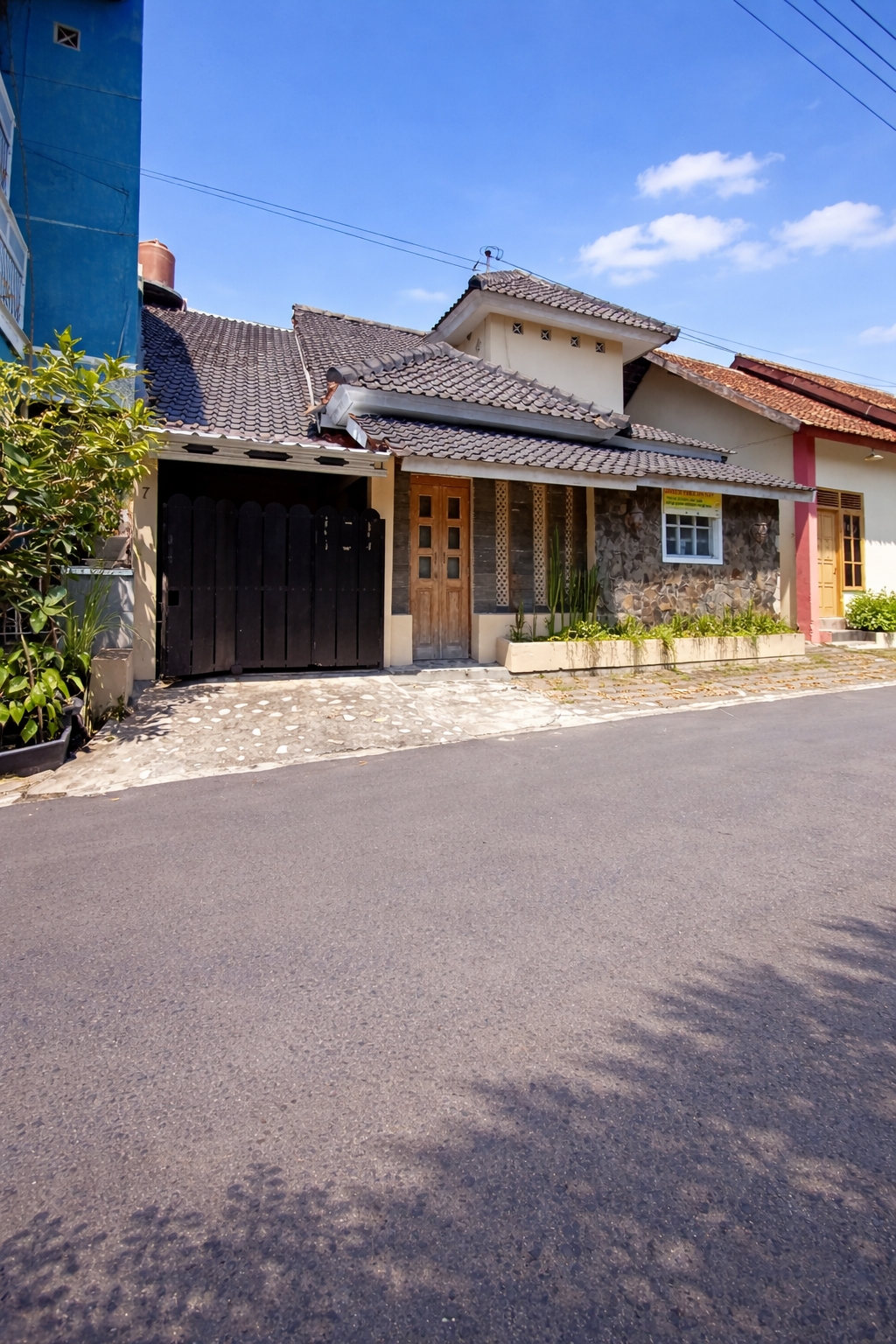 Rumah 800 Jutaan Siap Huni dekat Kampus UPN Pakuwon Mall