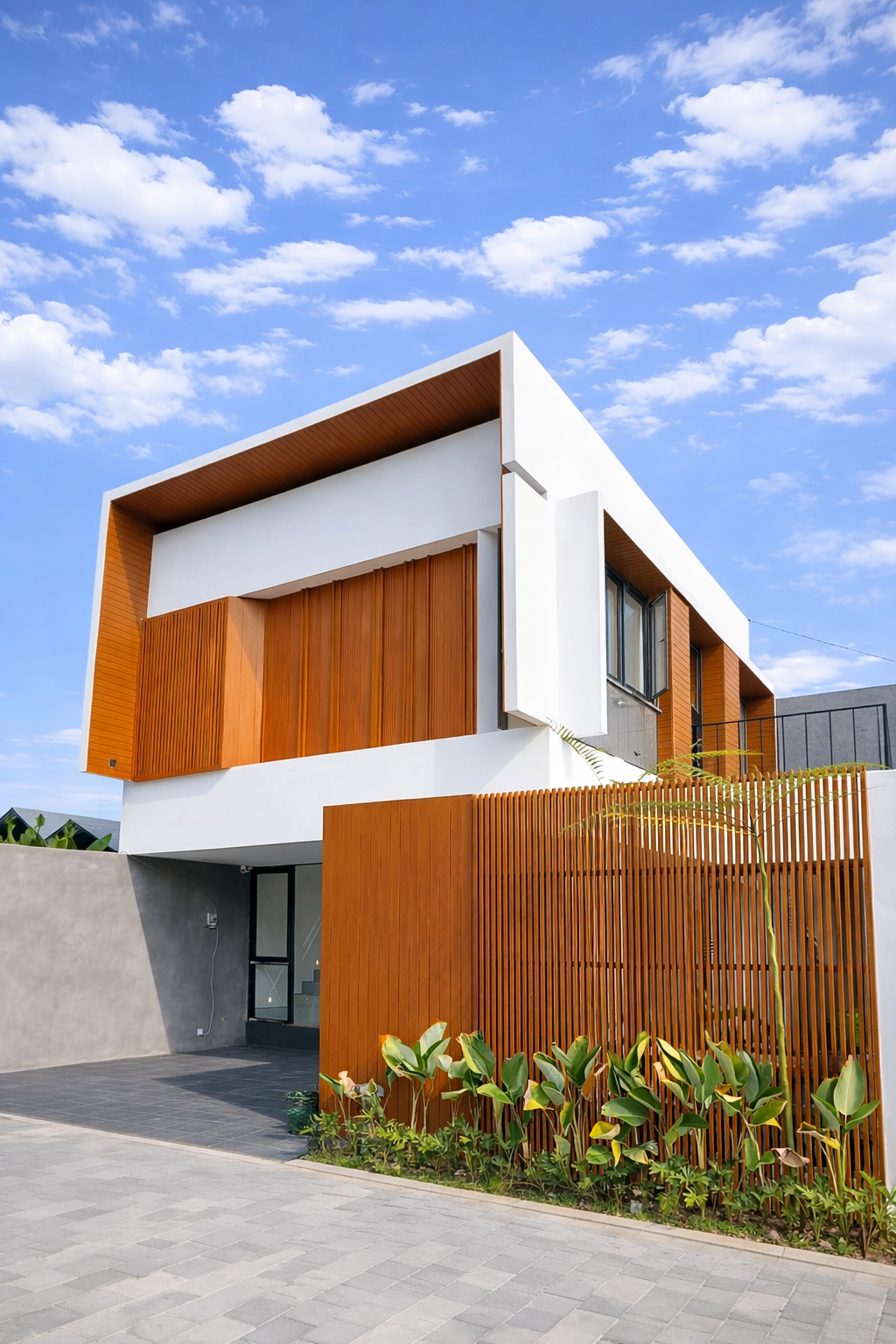 Rumah Mewah Tropis 3 Kamar di Condongcatur dekat JIH dan Pakuwon Mall