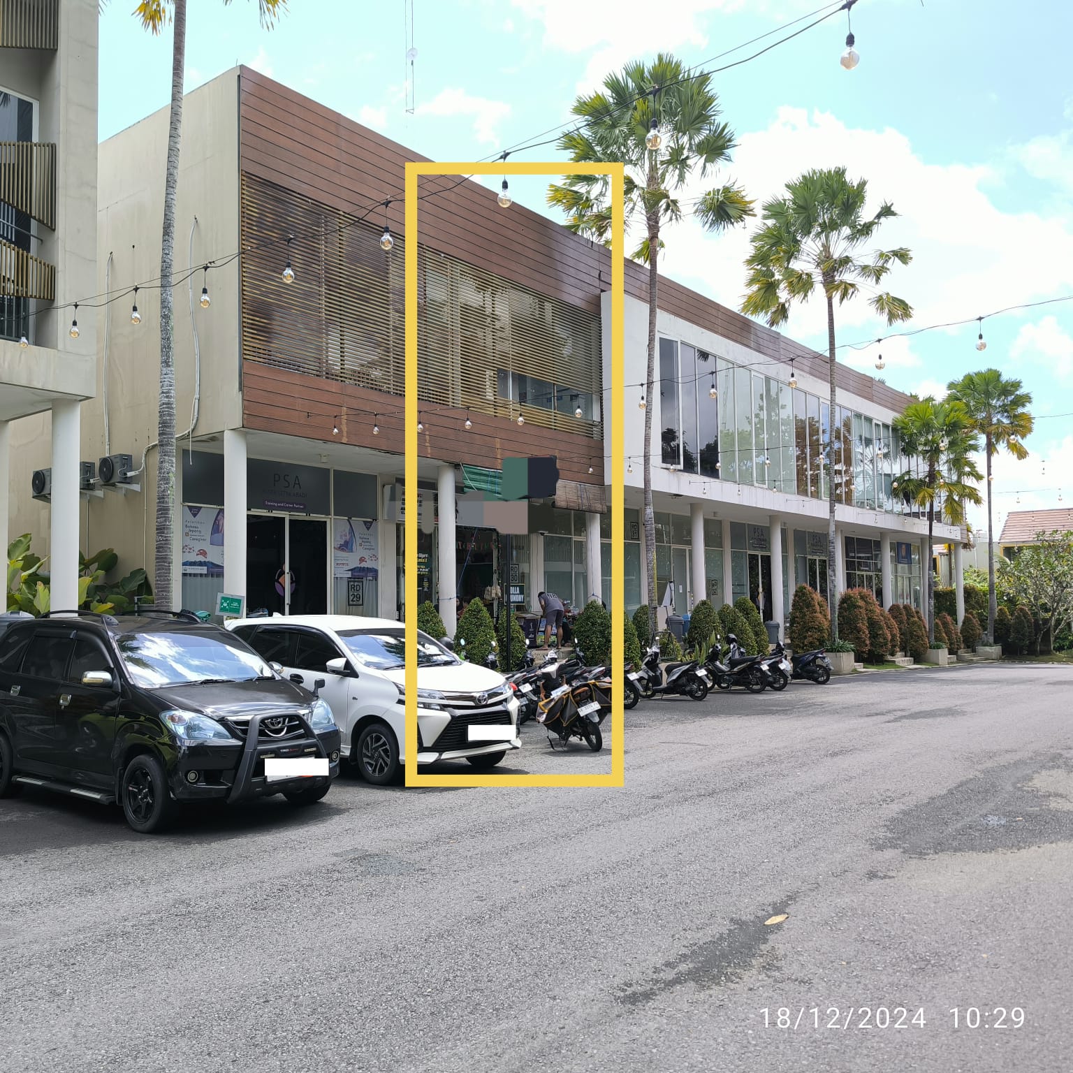 Ruko 2 Lantai di Dalam Perumahan Citra Grand Mutiara Tepi Jalan Wates Jogja