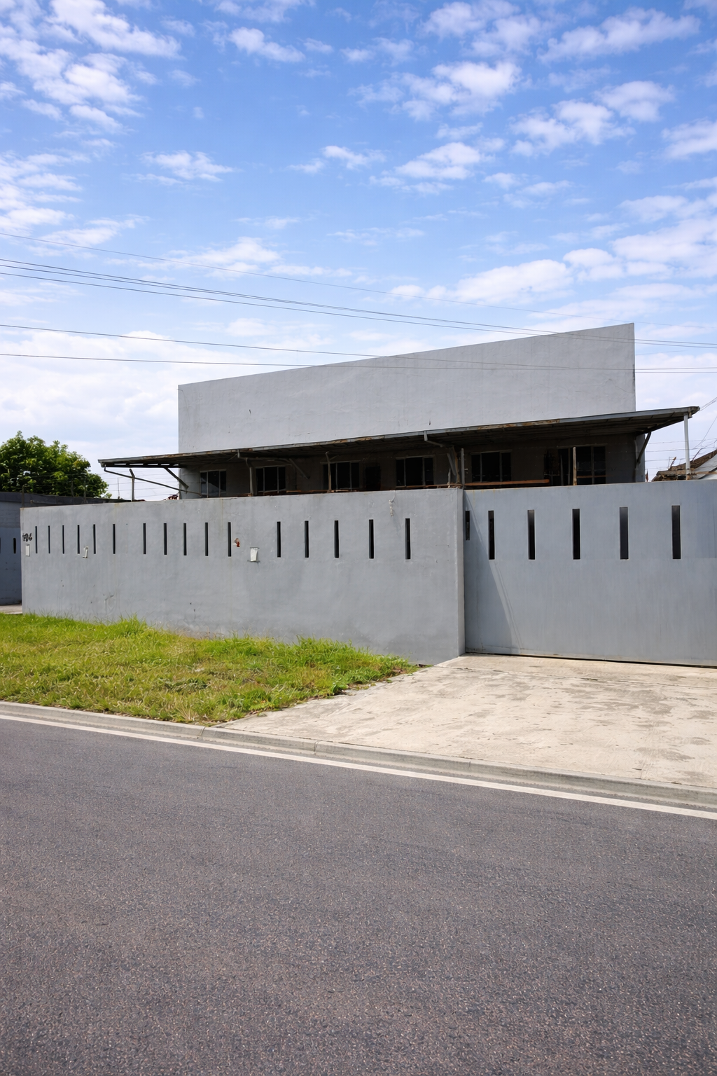 Gudang + Kantor Ringroad Selatan Dekat UMY, Luas 765m² Siap Pakai!