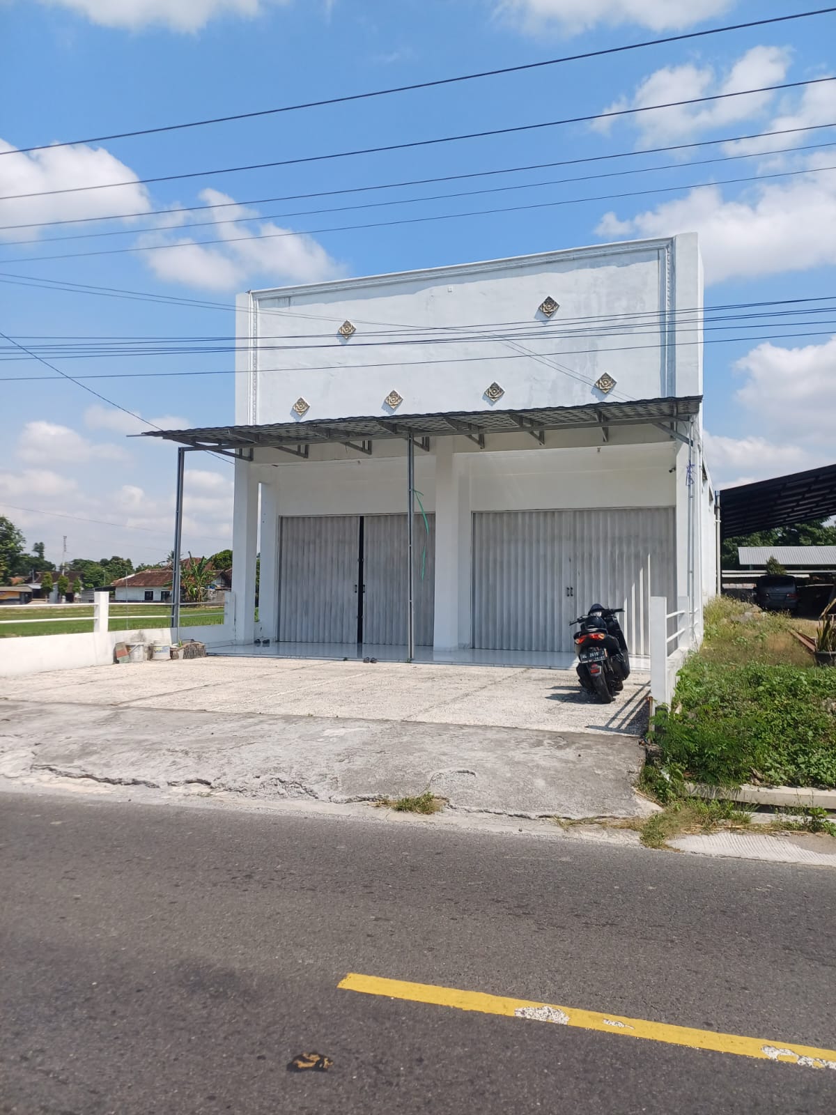 Rumah + Ruko Kalasan Sleman, Tepi Jalan Utama Dekat Bandara & Jogja Solo!