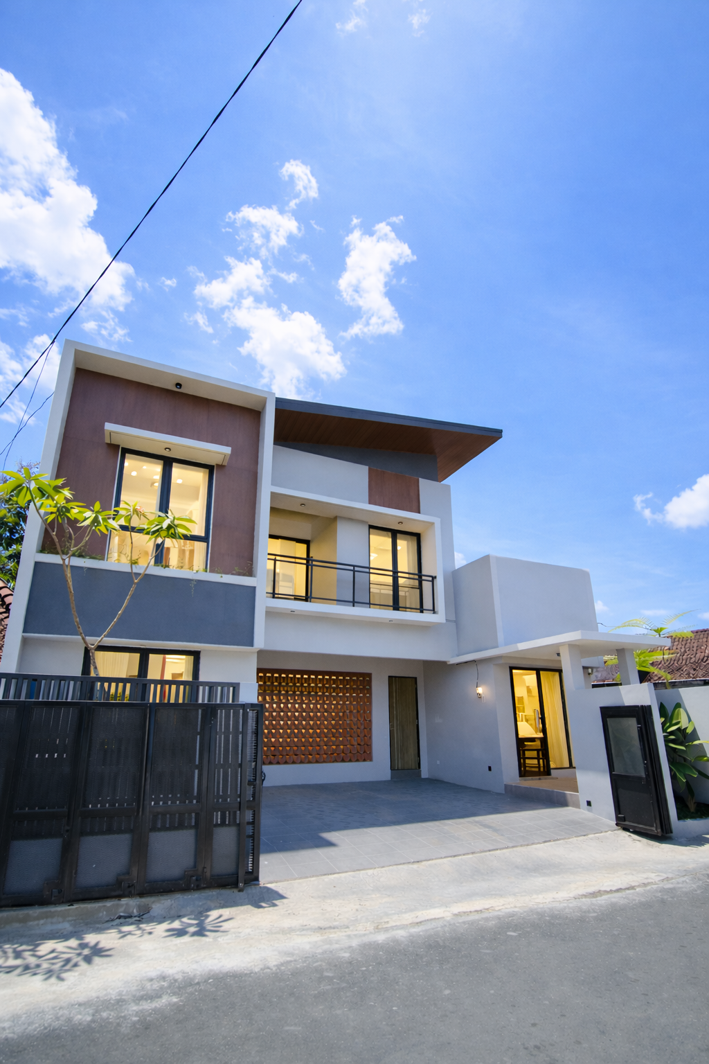 Rumah Mewah 2 Lantai di Mlati dekat RSA UGM Jombor dan Jogja City Mall