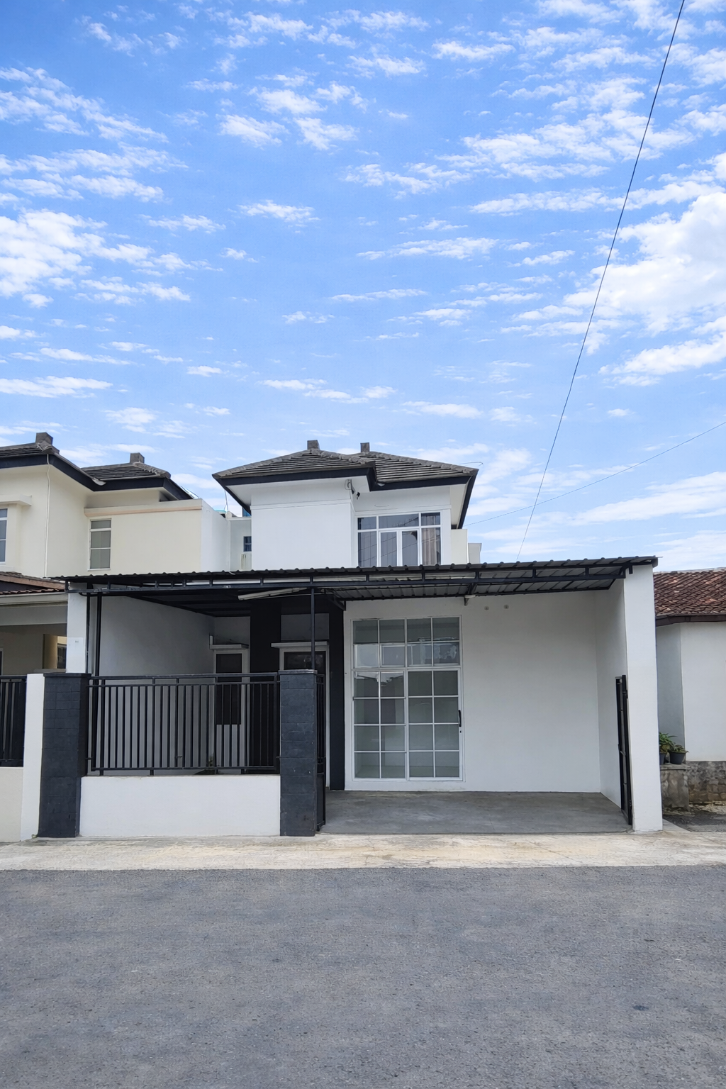 Rumah 3 Kamar Selangkah dari UMY Gamping Harga 1,3 M Nego