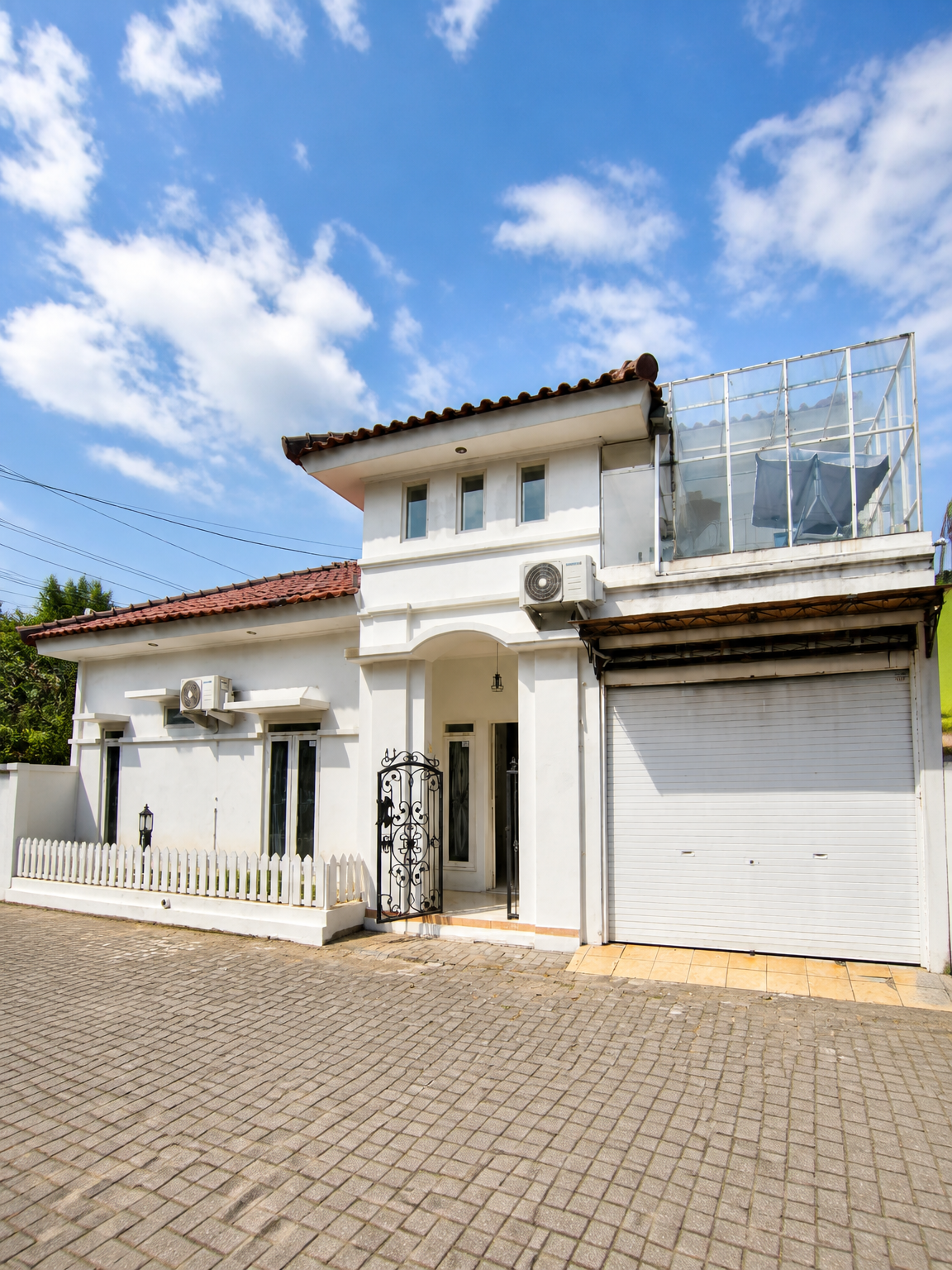 Rumah Dijual di Palagan Km 7 Sleman, 4 Kamar SHM Harga 900 Juta Dekat Hyatt Jogja