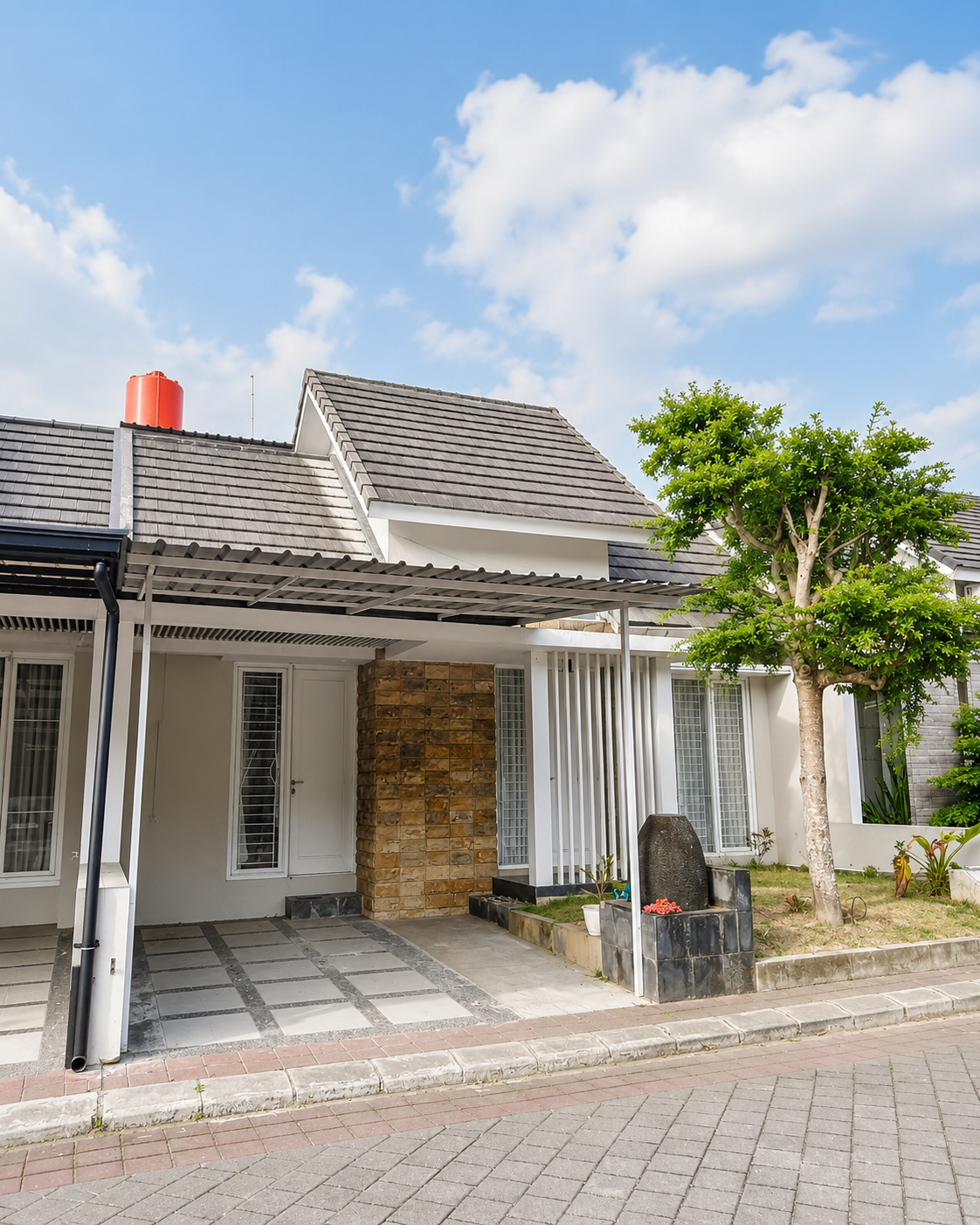 Rumah Siap Huni! Cluster dengan Security & Club House Harga 825 Juta dekat UMY